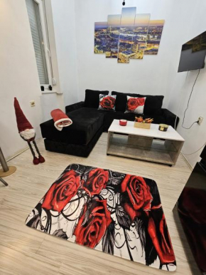 Alexis Apartman